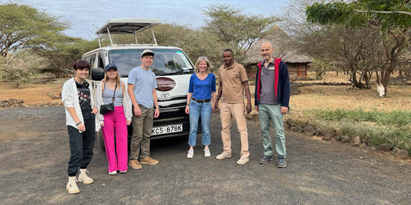 Kenia | Familie reizen | Prive safari reizen | Safari en Strand | Severin safari camp - Tsavo West - juli 2023 | OnsKenia Kenia | Familie reizen | Prive safari reizen | Safari en Strand | Severin safari camp - Tsavo West - juli 2023 | OnsKenia