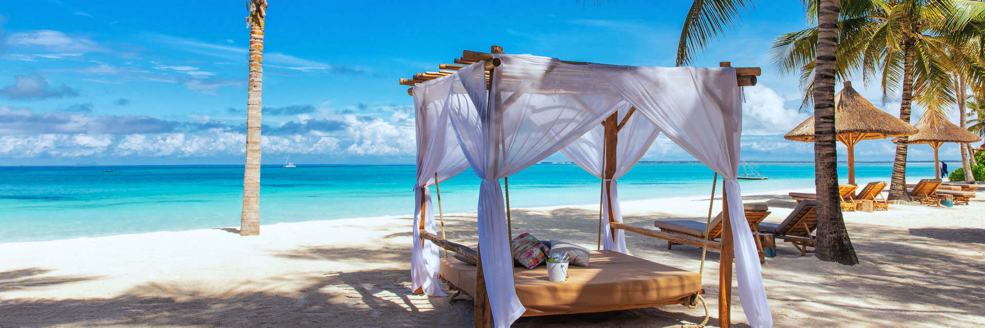 Aanbod strandvakanties Tanzania van luxe hotels tot kleinschalige rustieke accommodaties op exotische eilanden in de Indische oceaan Aanbod strandvakanties Tanzania van luxe hotels tot kleinschalige rustieke accommodaties op exotische eilanden in de Indische oceaan