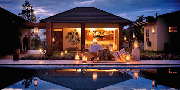 Acacia Farm Lodge  poolbar, Ngorongoro Krater in Tanzania