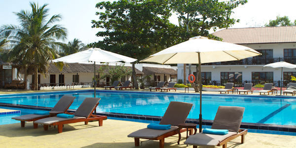 Amaan Bungalows accommodatie zwembad met handdoek service, Zanzibar in Tanzania Amaan Bungalows accommodatie zwembad met handdoek service, Zanzibar in Tanzania