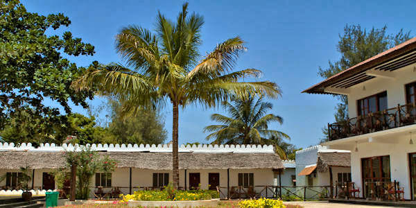 Amaan Bungalows accommodatie standaard kamers en luxe kamers, Zanzibar in Tanzania Amaan Bungalows accommodatie standaard kamers en luxe kamers, Zanzibar in Tanzania