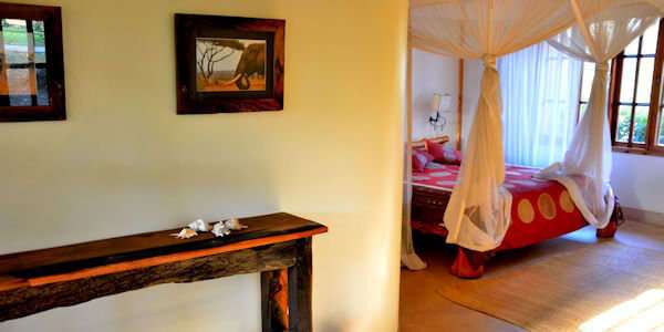Arumeru River Lodge accommodatie cottage inrichting, Arusha Nationaal Park in Tanzania Arumeru River Lodge accommodatie cottage inrichting, Arusha Nationaal Park in Tanzania