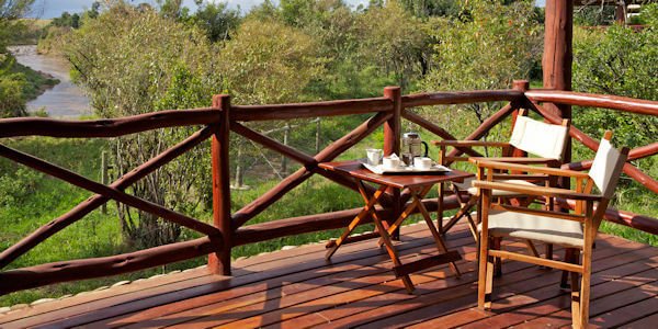 Ashnil Mara Camp veranda standaard safaritent, Masai Mara in Kenia Ashnil Mara Camp veranda standaard safaritent, Masai Mara in Kenia