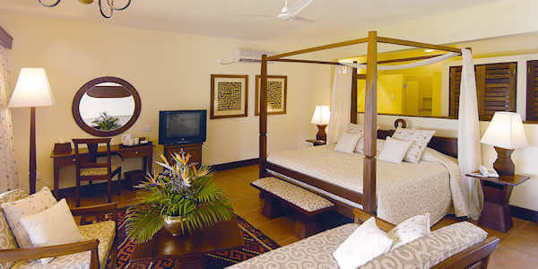 Baobab Beach Resort en Spa accommodatie junior suite, Diani Beach in Kenia Baobab Beach Resort en Spa accommodatie junior suite, Diani Beach in Kenia
