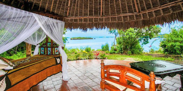 Chale Island Resort accommodatie lagoon banda, Chale Island in Kenia Chale Island Resort accommodatie lagoon banda, Chale Island in Kenia