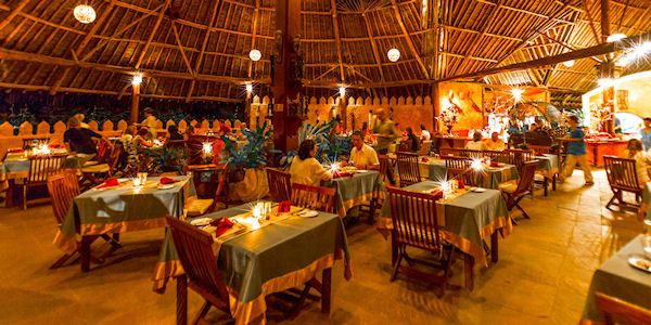 Chale Island Resort accommodatie hoofd-restaurant, Chale Island in Kenia Chale Island Resort accommodatie hoofd-restaurant, Chale Island in Kenia