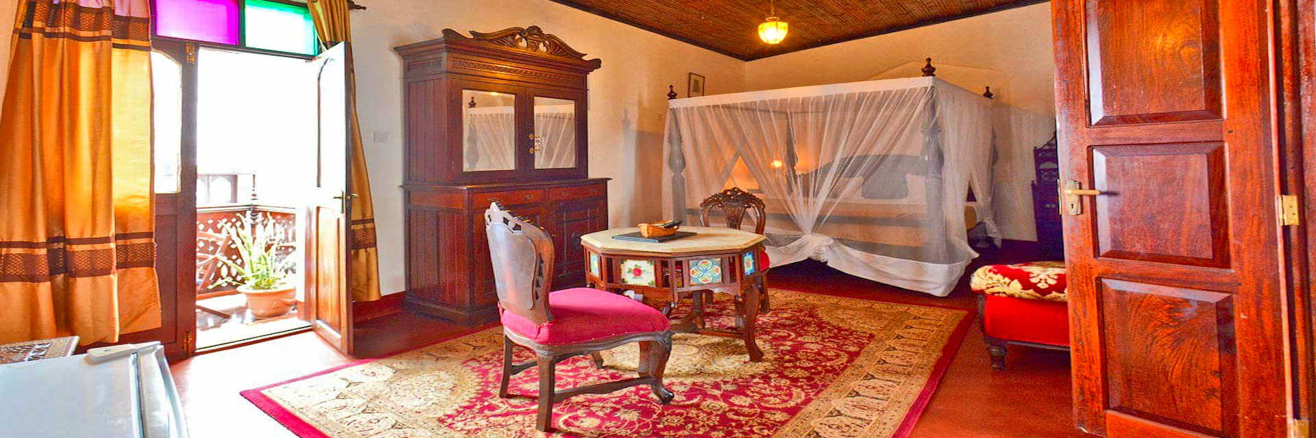 Dhow Palace Hotel nabij het stadscentrum in Zanzibar, Suite interieur kamer Dhow Palace Hotel nabij het stadscentrum in Zanzibar, Suite interieur kamer