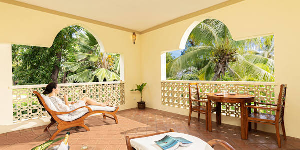 Diamonds Dream of Africa accommodatie junior suite terras, Malindi in Kenia Diamonds Dream of Africa accommodatie junior suite terras, Malindi in Kenia