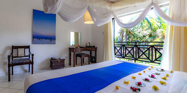 Diani Sea Resort bahari kamer met deels zeezicht, Diani Beach in Kenia Diani Sea Resort bahari kamer met deels zeezicht, Diani Beach in Kenia
