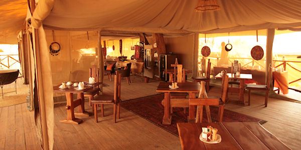In het Elephant Bedroom Camp worden de maaltijden a' la carte aangeboden in het restaurant In het Elephant Bedroom Camp worden de maaltijden a' la carte aangeboden in het restaurant