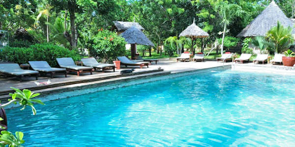 Eleven Pearl Boutique Hotel zwembad tuin, Galu Beach in Kenia Eleven Pearl Boutique Hotel zwembad tuin, Galu Beach in Kenia