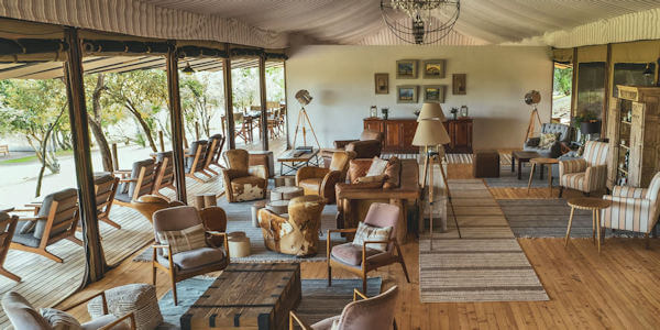 Entim Mara Camp accommodatie inrichting lounge, Masai Mara in Kenia