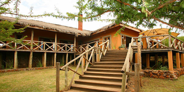Escarpment Luxury Lodge accommodatie lounge veranda, Manyara Nationaal Park in Tanzania Escarpment Luxury Lodge accommodatie lounge veranda, Manyara Nationaal Park in Tanzania