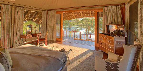 Finch Hattons Luxury Camp inrichting suite, Tsavo West Nationaal Park in Kenia