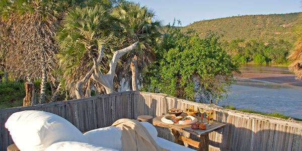Galdessa Camp honeymoon suite, Tsavo Oost Nationaal Park in Kenia