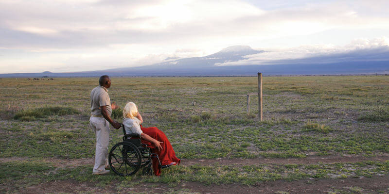 Overnachten aan de voet van de Mount Kilimanjaro de hoogste besneeuwde top van Afrika. Overnachten aan de voet van de Mount Kilimanjaro de hoogste besneeuwde top van Afrika.