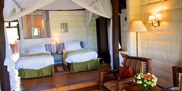 Great Rift Valley Lodge accommodatie lodge room inrichting, Naivasha Meer in Kenia Great Rift Valley Lodge accommodatie lodge room inrichting, Naivasha Meer in Kenia