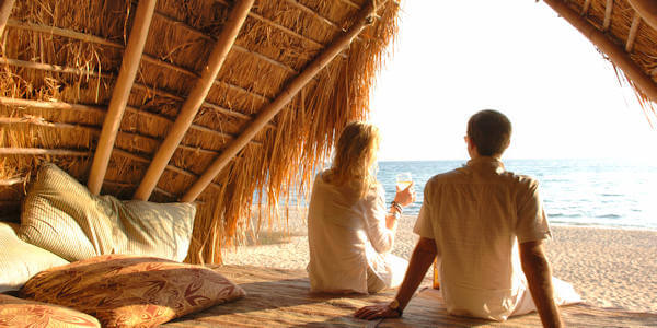 Greystoke Mahale accommodatie zonsondergang vide banda, Mahale Nationaal Park in Tanzania