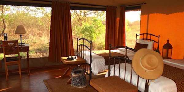 Ikweta Safari Camp klik voor verdere informatie! 