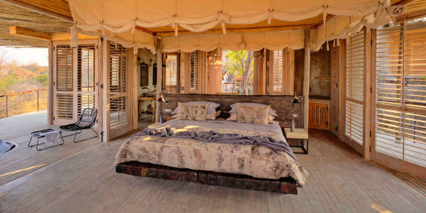 Jabali Ridge interieur suite, Ruaha Nationaal Park in Tanzania Jabali Ridge interieur suite, Ruaha Nationaal Park in Tanzania