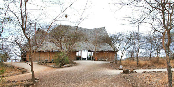 Kambi ya Tembo gemeenschappelijke ruimte, Kilimanjaro Nationaal Park in Tanzania Kambi ya Tembo gemeenschappelijke ruimte, Kilimanjaro Nationaal Park in Tanzania