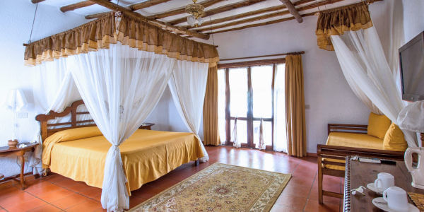 Karafuu Beach Resort & Spa - Suite interieur - Zanzibar, Tanzania Karafuu Beach Resort & Spa - Suite interieur - Zanzibar, Tanzania