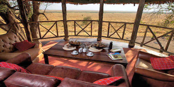Katavi Wildlife Camp uitzicht lounge vide, Katavi Nationaal Park in Tanzania Katavi Wildlife Camp uitzicht lounge vide, Katavi Nationaal Park in Tanzania