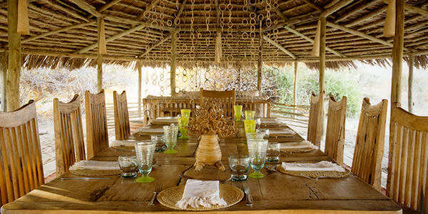 Kigelia Ruaha Camp lounge en restaurant, Ruaha Nationaal Park in Tanzania Kigelia Ruaha Camp lounge en restaurant, Ruaha Nationaal Park in Tanzania