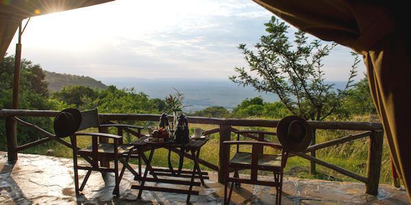 Kilima Camp onbezorgd genieten van een luxe overnachting in deze classic tent of het type deluxe tent. Masai Mara in Kenia