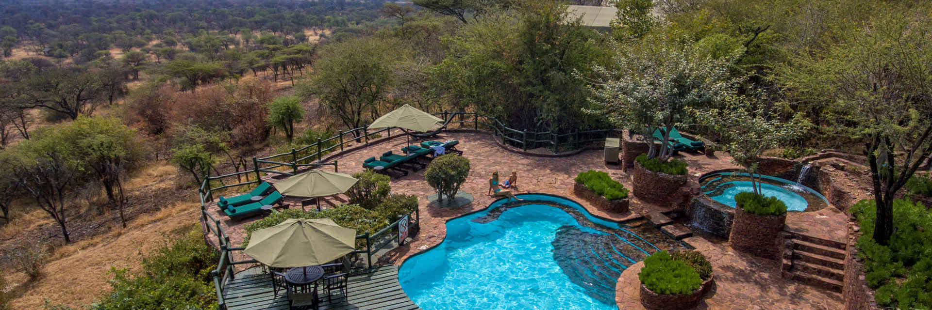 Kirawira Luxury Tented Camp is een kleinschalig exclusieve luxe tentenkamp in de Kirawira vallei in het westelijk deel van Serengeti.
Kirawira Luxury Tented Camp is een kleinschalig exclusieve luxe tentenkamp in de Kirawira vallei in het westelijk deel van Serengeti.