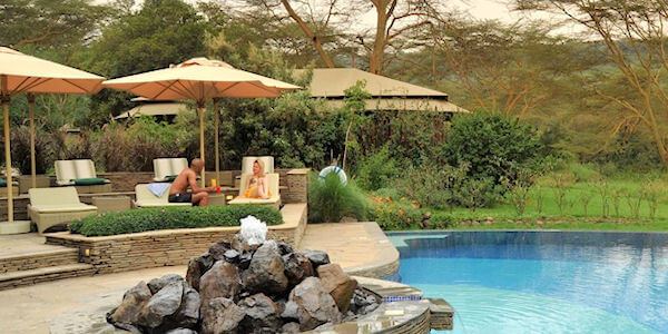 Lake Elmenteita Serena accommodatie zwembad met handdoekservice, Elmenteita Meer in Kenia