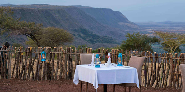 Lake Manyara Kilimamoja Lodge privé diner, Manyara Nationaal Park in Tanzania Lake Manyara Kilimamoja Lodge privé diner, Manyara Nationaal Park in Tanzania