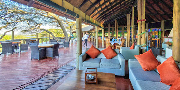 Lake Masek Tented Lodge lounge en bar, Serengeti Nationaal Park in Tanzania