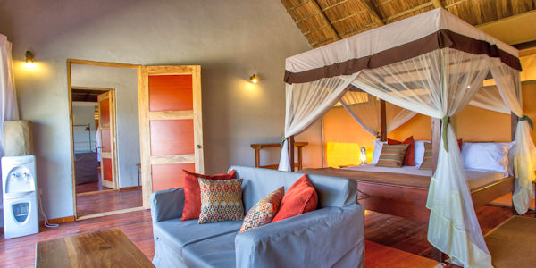 Lake Masek Tented Lodge accommodatie interieur familiekamer, Serengeti Nationaal Park in Tanzania