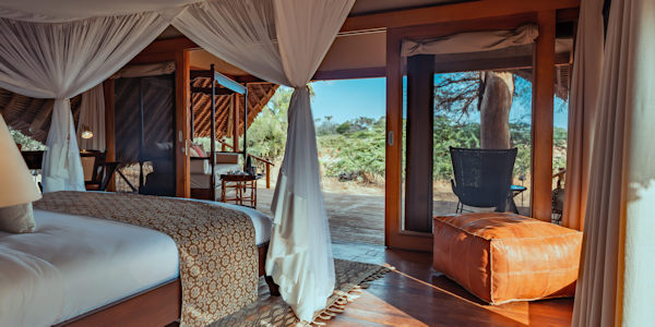 Larsens Camp deluxe safaritent uitzicht, Samburu Nationaal Reservaat in Kenia