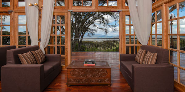 Lions Paw Camp  lounge interieur, Ngorongoro Krater in Tanzania