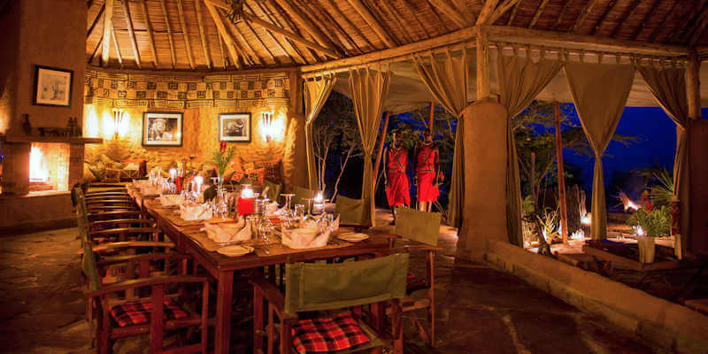 Romantisch dineren in Kilima Camp in de Masai Mara Romantisch dineren in Kilima Camp in de Masai Mara