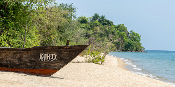 Tanganyika meer strand, Mahale Nationaal Park in Tanzania