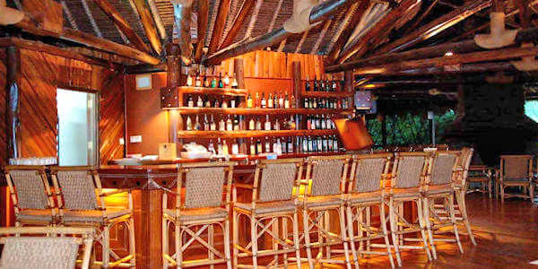 Mara Simba Lodge accommodatie bar, Masai Mara in Kenia