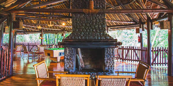 Mara Simba Lodge lounge en restaurant, Masai Mara in Kenia