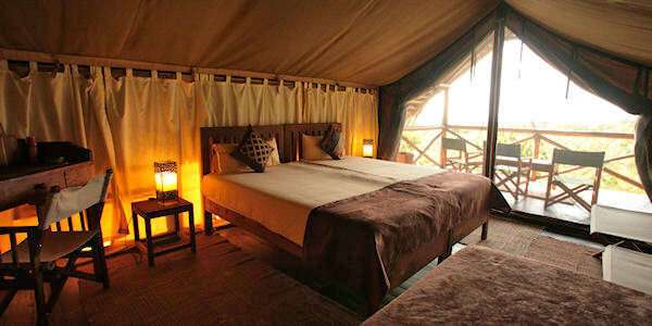 Maweninga Camp accommodatie safaritent interieur, Tarangire Nationaal Park in Tanzania Maweninga Camp accommodatie safaritent interieur, Tarangire Nationaal Park in Tanzania