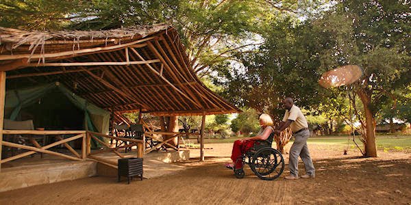 Avontuurlijke safari reizen voor mindervalide en reizigers met een beperking voor de bestemming Kenia en Tanzania.