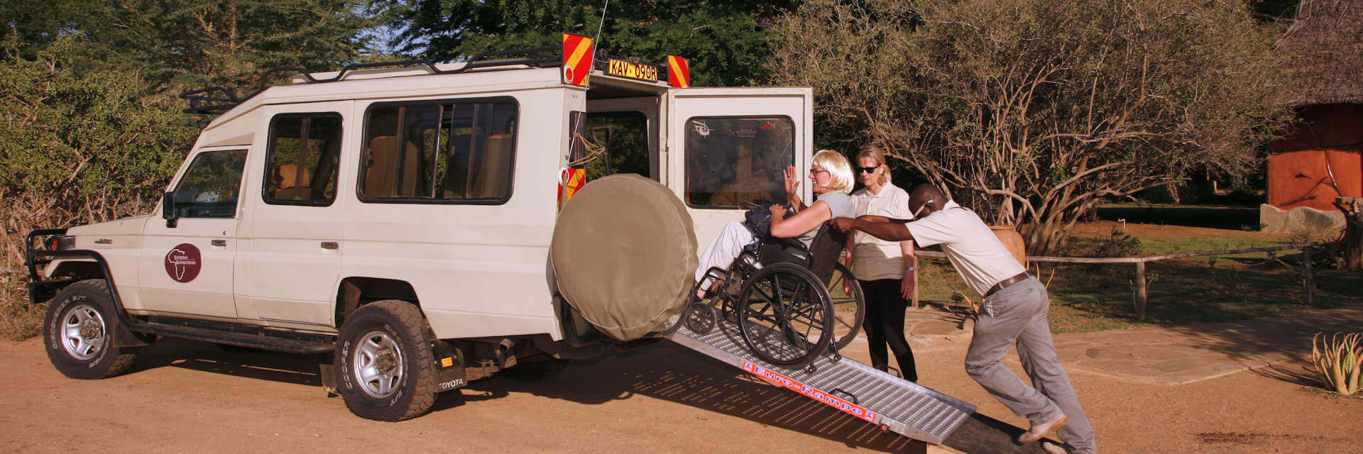 Avontuurlijke safari reizen voor mindervalide en reizigers met een beperking voor de bestemming Kenia en Tanzania. Avontuurlijke safari reizen voor mindervalide en reizigers met een beperking voor de bestemming Kenia en Tanzania.