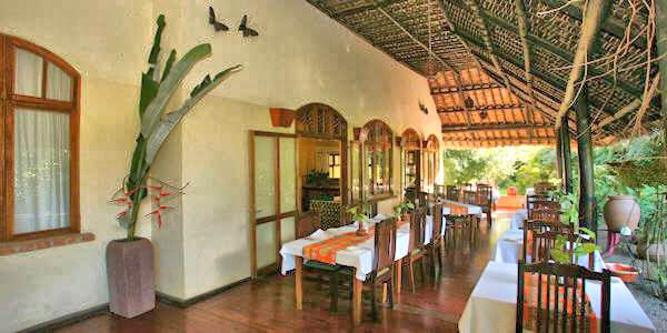 Moivaro Coffee Lodge restaurant, Arusha Nationaal Park in Tanzania