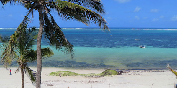 Strand zuidkust, Mombassa in Kenia Strand zuidkust, Mombassa in Kenia