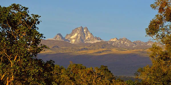 Mount Kenya Nationaal Park informatie en accommodaties Mount Kenya Nationaal Park informatie en accommodaties
