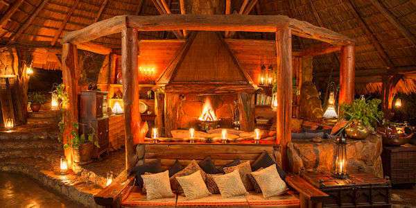 Mukutan Retreat lounge inrichting, Laikipia in Kenia Mukutan Retreat lounge inrichting, Laikipia in Kenia