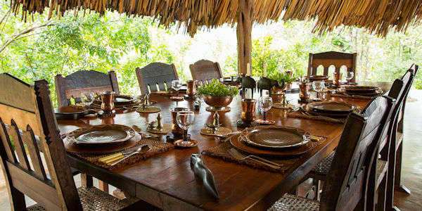 Mukutan Retreat restaurant, Laikipia in Kenia Mukutan Retreat restaurant, Laikipia in Kenia