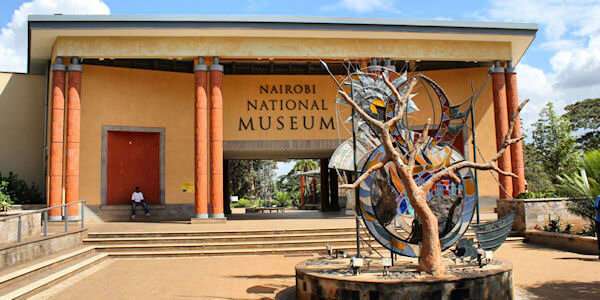 Nairobi National Museum - collecties van de geschiedenis, cultuur en kunst uit Kenia en Oost-Afrika Nairobi National Museum - collecties van de geschiedenis, cultuur en kunst uit Kenia en Oost-Afrika