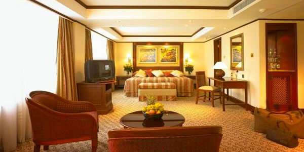 Nairobi Serena Hotel accommodatie standaard suite, Nairobi in Kenia Nairobi Serena Hotel accommodatie standaard suite, Nairobi in Kenia